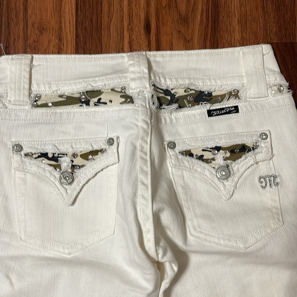 Miss Me jeans with Camo trim size 27 - Picture 2 of 10